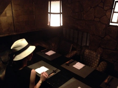 ニンジャアカサカ店内