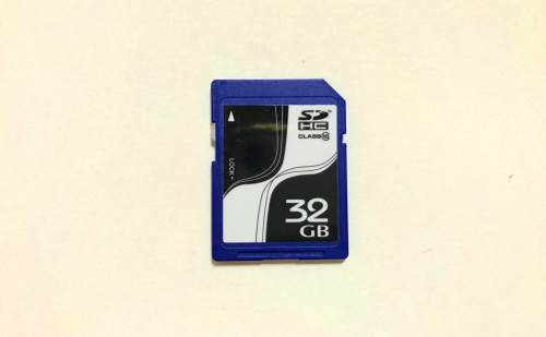 32GBのSDカード
