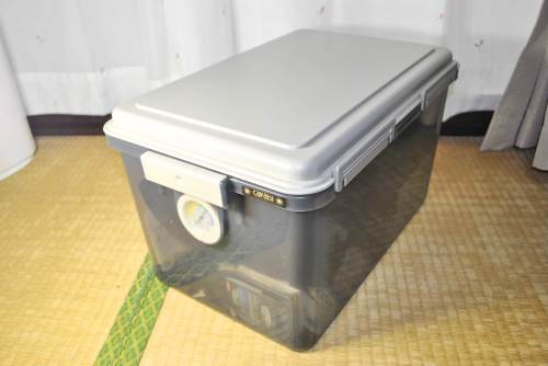 カメラを保管するドライボックス