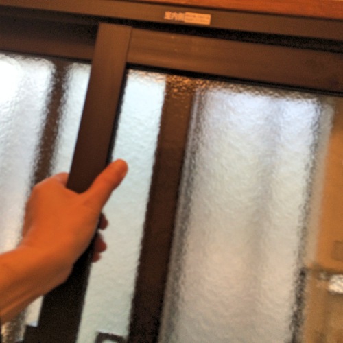 インプラス窓のはめ込み