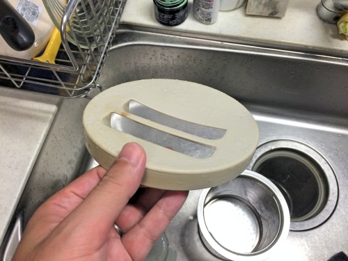 きれいになった排水口のフタ