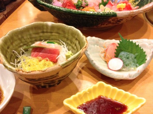 箱根小涌谷温泉 水の音 食事に付いてくる刺身だけでも満足