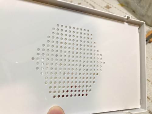 靴収納をターゲットにした通気口つき